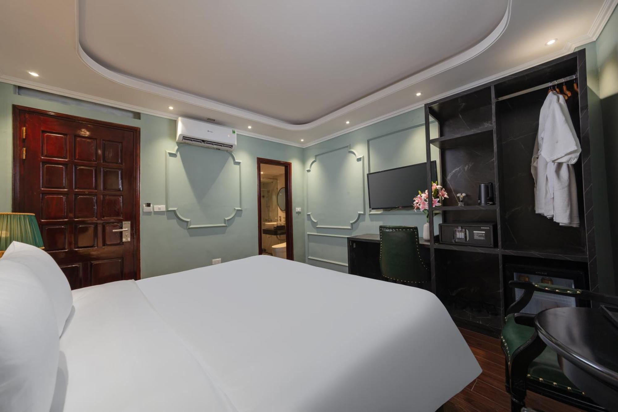 Madelise Grand Hotel Hanoi Bagian luar foto