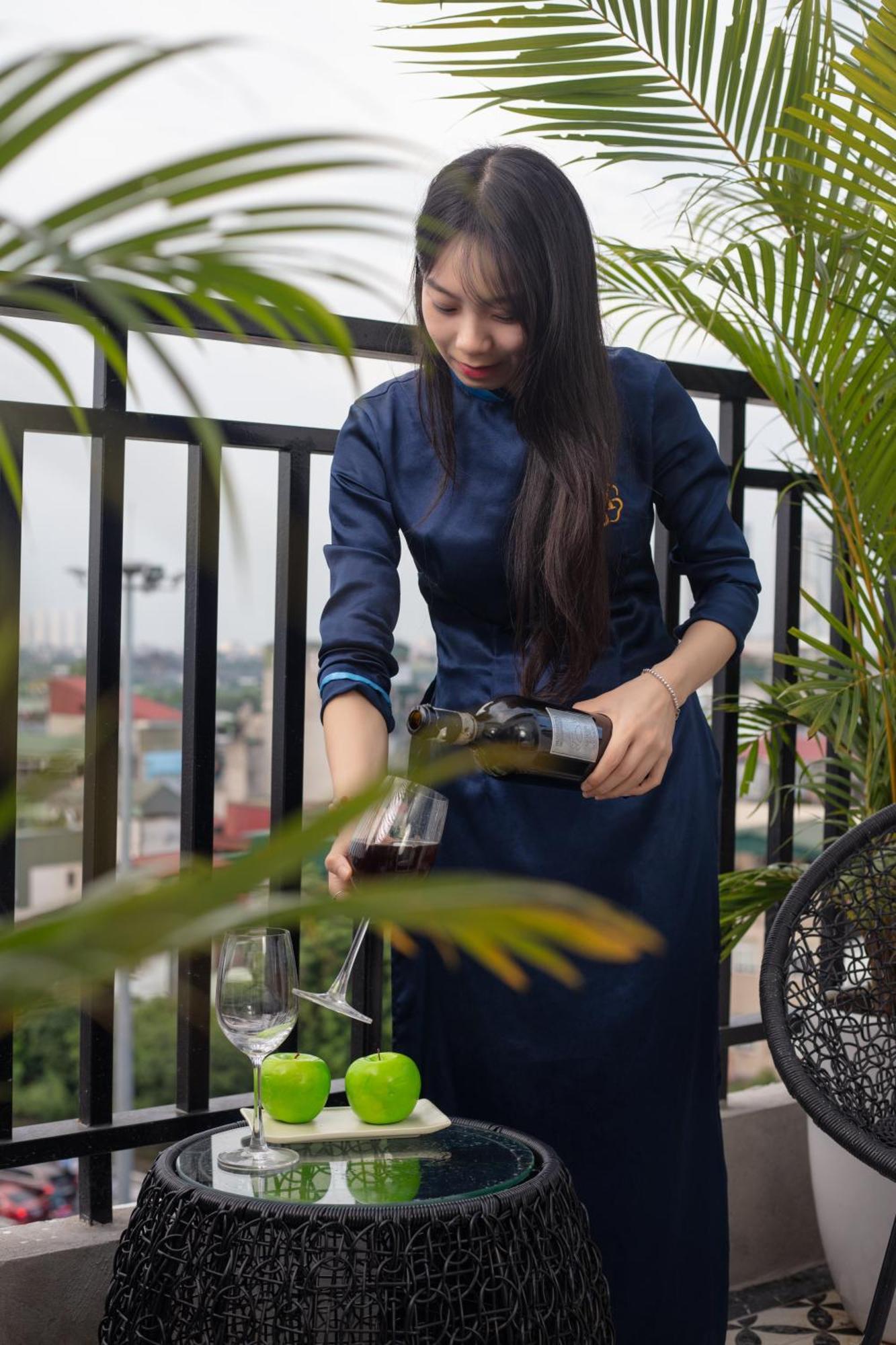 Madelise Grand Hotel Hanoi Bagian luar foto