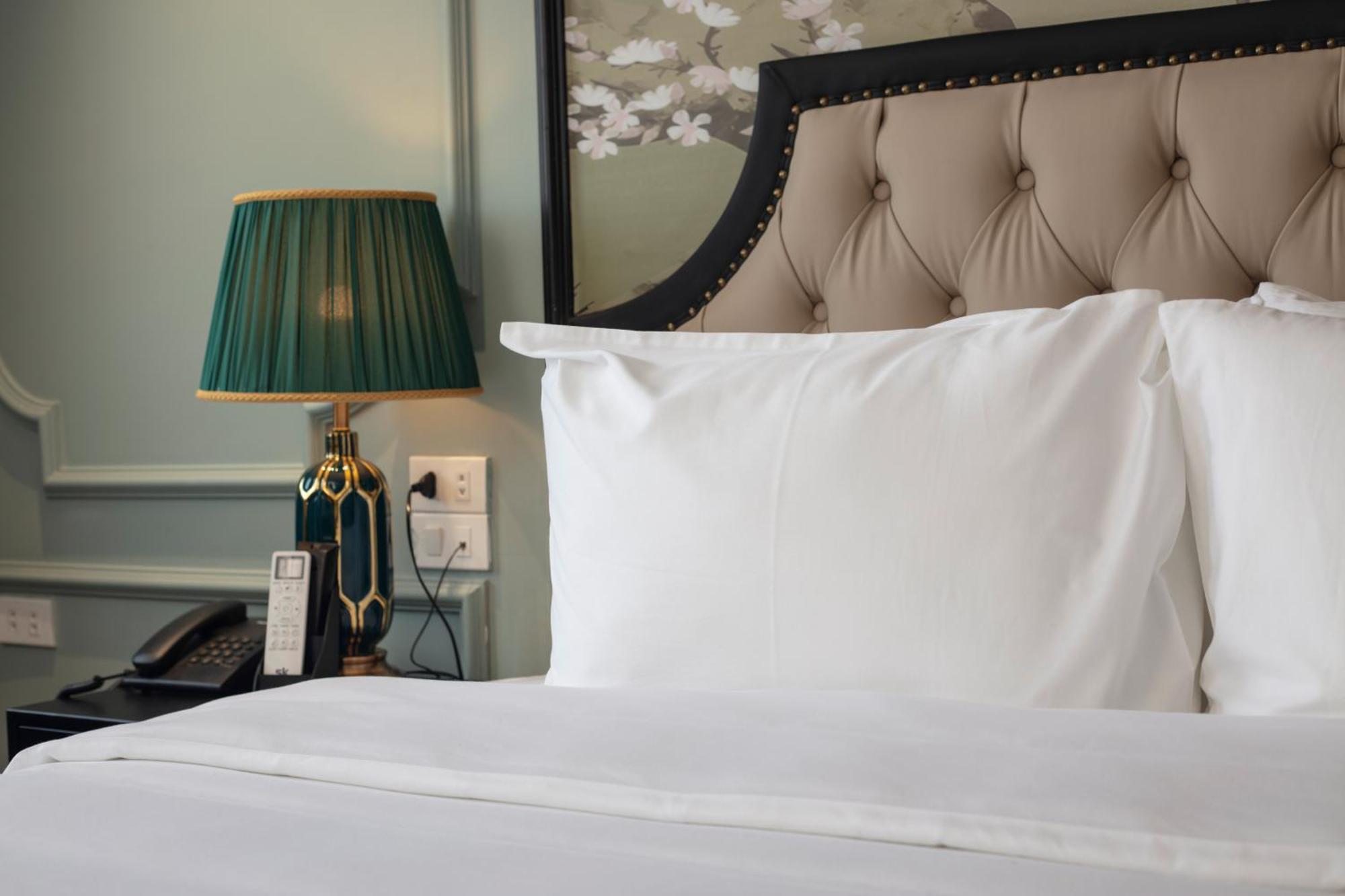 Madelise Grand Hotel Hanoi Bagian luar foto
