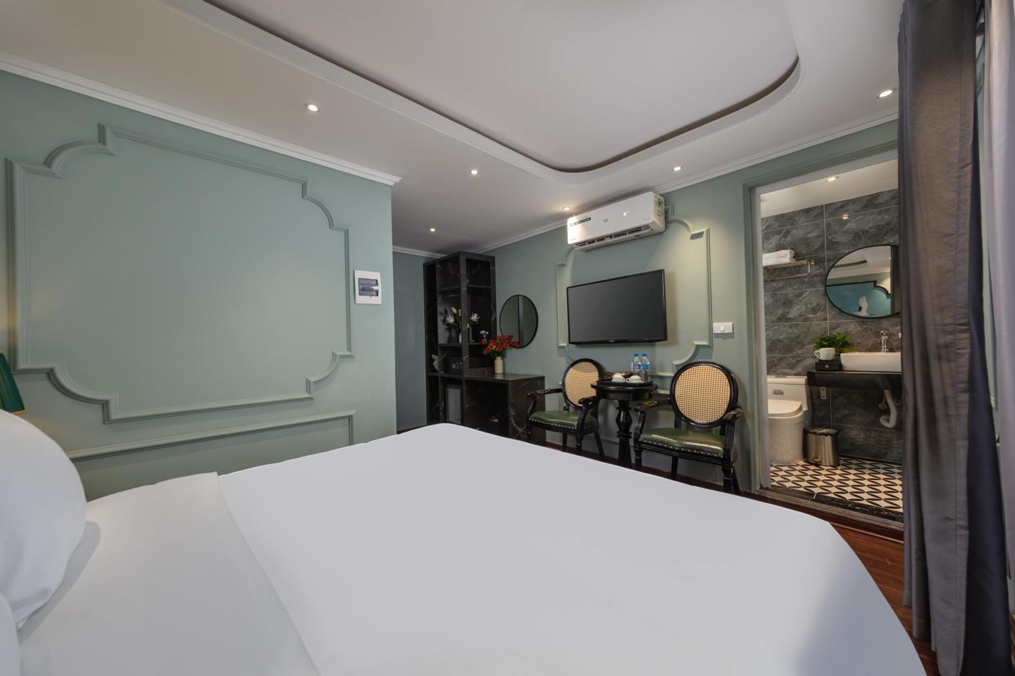Madelise Grand Hotel Hanoi Bagian luar foto