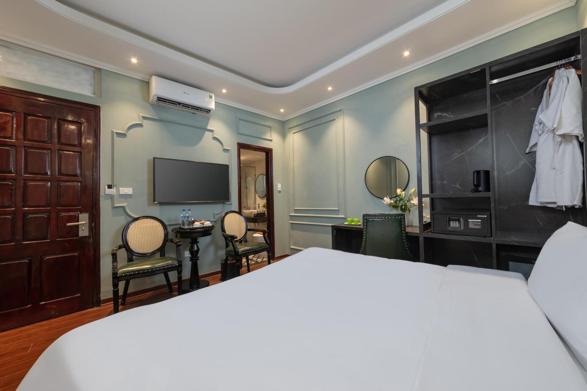 Madelise Grand Hotel Hanoi Bagian luar foto